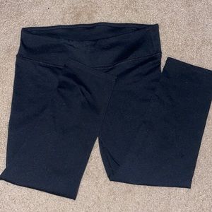 Fabletics cropped leggings